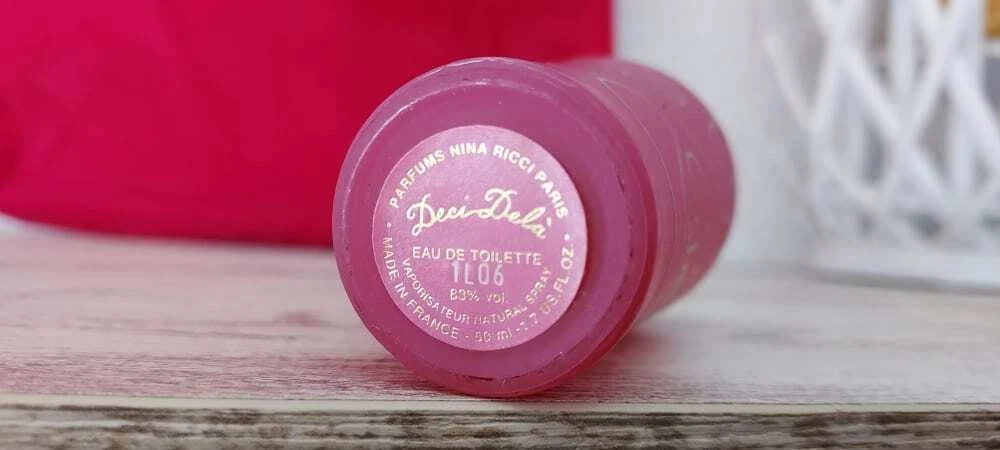 Deci Dela Nina Ricci EDT (eau de toilette) 50ml + Toiletry Bag. Discontinued vintage.