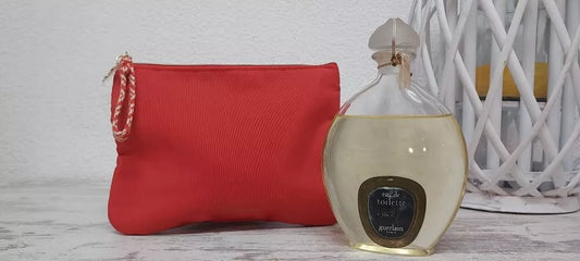 Jicky Guerlain EDT SIZE: 16cm x 10cm. Partially evaporated. Extremely rare.