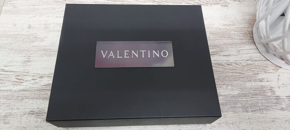 V pour Homme Valentino EDT 100ml + After Shave Balm 75ml. Extremely rare item.